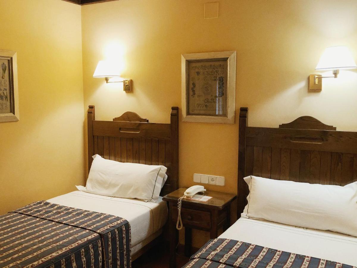 Hotel Rebeco Fuente De Eksteriør bilde